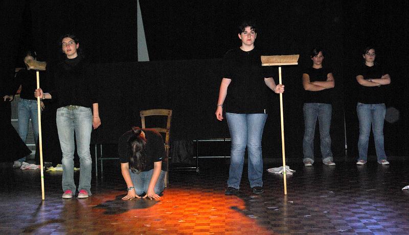 les jeunes sont prets 2007 epitheatre 043.jpg